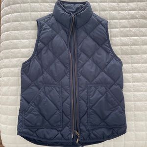 J.Crew Factory Vest size small, navy.